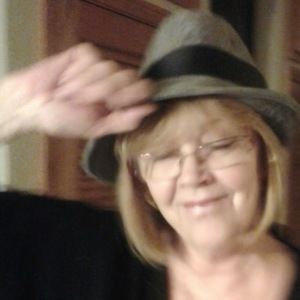 Meet your Posher, Lana